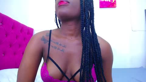 Snapshot of beautyyebonyy chatting on 12-04-24, 01:53 Abby online show from 12-04-24, 01:53