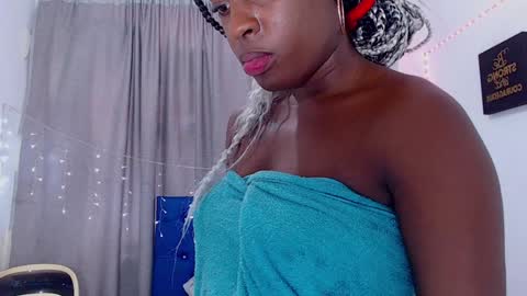 Snapshot of beautyyebonyy chatting on 12-27-24, 07:35 Abby online show from 12-27-24, 07:35