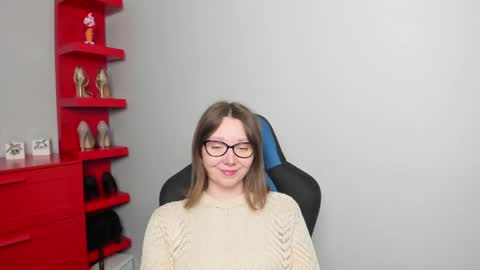 Zoe online show from 04-22-26, 05:43