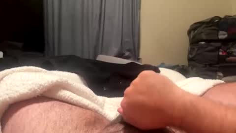 Snapshot of beaverwatcher chatting on 11-16-25, 07:03 beaverwatcher online show from 11-16-25, 07:03