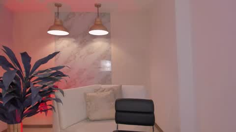 Am Becca online show from 11-11-25, 06:30