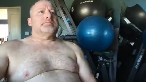 Snapshot of beckster040 chatting on 01-21-25, 07:39 beckster online show from 01-21-25, 07:39