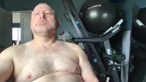 Snapshot of beckster040 chatting on 02-04-25, 07:00 beckster online show from 02-04-25, 07:00