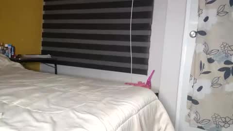 BECKY BOO  online show from 04-24-26, 01:19