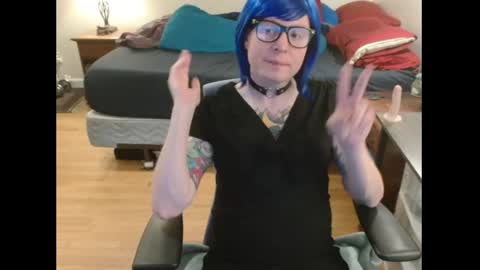 Snapshot of beckyking chatting on 01-11-25, 02:20 BeckyKinkg online show from 01-11-25, 02:20
