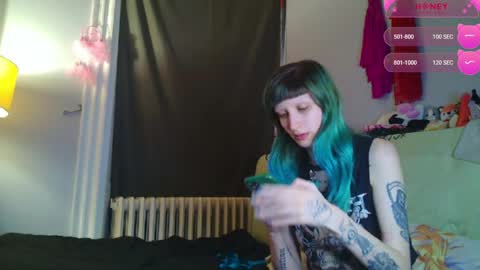Beckytheclown online show from 06-04-26, 01:22