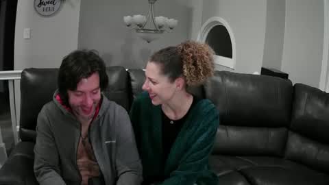 Bedroom king and queen online show from 01-19-25, 02:57