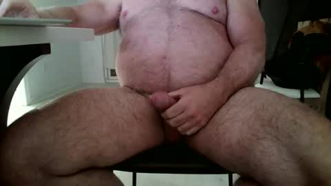 Snapshot of beefbubs chatting on 11-12-25, 01:39 BeefBubs online show from 11-12-25, 01:39