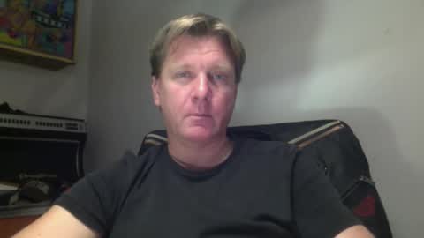 beefeater_7 online show from 11-18-25, 09:08