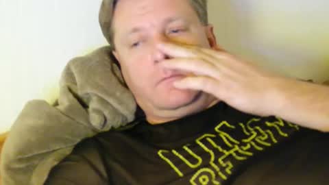 beefeater_7 online show from 11-25-25, 10:43