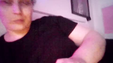 Snapshot of beeinmedeep chatting on 04-07-26, 10:05 beeinmedeep online show from 04-07-26, 10:05