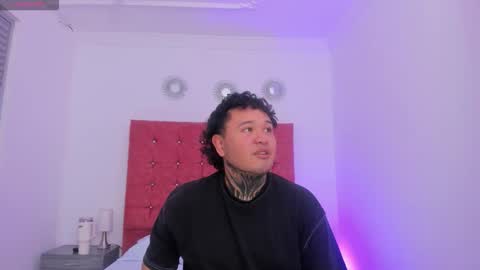 Snapshot of beele_and_evie chatting on 03-02-26, 11:39 beele_and_evie online show from 03-02-26, 11:39