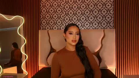 Snapshot of beella_tay1 chatting on 01-13-26, 12:32 BELLA online show from 01-13-26, 12:32