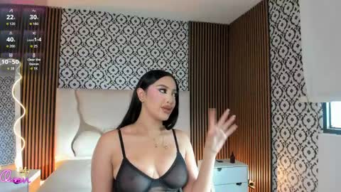 Snapshot of beella_tay1 chatting on 05-18-26, 12:00 BELLA online show from 05-18-26, 12:00