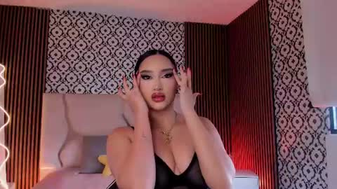 Snapshot of beella_tay1 chatting on 06-16-26, 01:03 BELLA online show from 06-16-26, 01:03