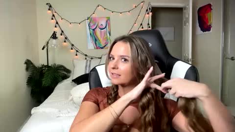 Snapshot of befxckingnice chatting on 01-06-25, 01:09 all links here online show from 01-06-25, 01:09