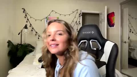 Snapshot of befxckingnice chatting on 01-07-25, 12:55 all links here online show from 01-07-25, 12:55