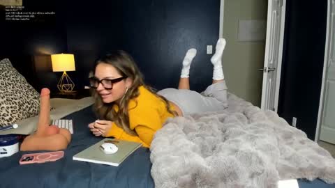 Snapshot of befxckingnice chatting on 10-26-25, 05:19 all links here online show from 10-26-25, 05:19