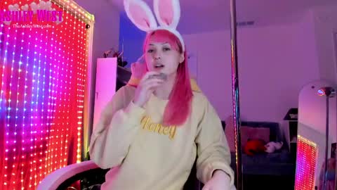  Ashley West  online show from 04-06-26, 03:15