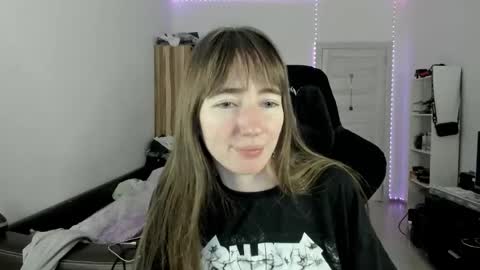 Snapshot of bekkareyes chatting on 12-14-25, 02:44 bekka online show from 12-14-25, 02:44