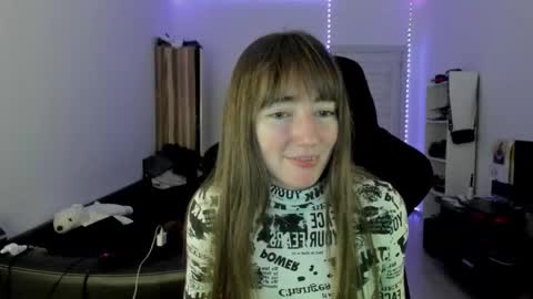 Lisa online show from 10-09-25, 07:12