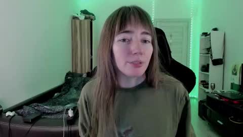 Lisa online show from 10-15-25, 03:12