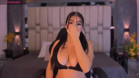 Snapshot of bela_cox chatting on 09-26-25, 11:58 Bela  online show from 09-26-25, 11:58