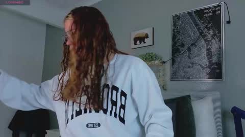 Snapshot of belamiller chatting on 10-11-25, 11:42 BELA online show from 10-11-25, 11:42