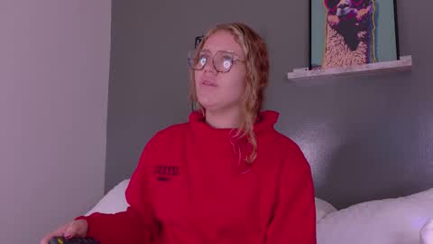 Snapshot of belamiller chatting on 10-27-25, 11:47 BELA online show from 10-27-25, 11:47