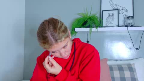 Snapshot of belamiller chatting on 10-30-25, 11:33 BELA online show from 10-30-25, 11:33