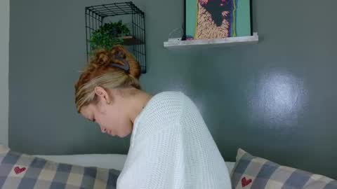 Snapshot of belamiller chatting on 11-01-25, 11:56 BELA online show from 11-01-25, 11:56