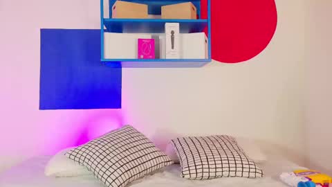 Snapshot of belamiller chatting on 11-17-25, 11:38 BELA online show from 11-17-25, 11:38