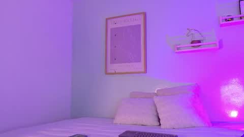 Snapshot of belamiller chatting on 12-19-25, 11:39 BELA online show from 12-19-25, 11:39