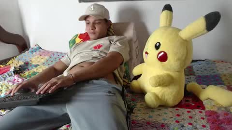 independent model online show from 10-01-25, 02:06