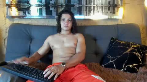 independent model online show from 05-22-26, 09:53