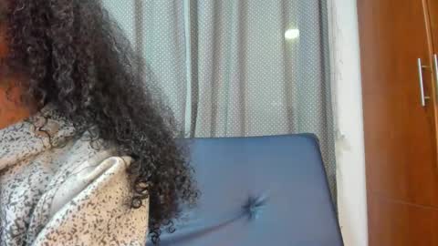 Snapshot of belen10 chatting on 09-09-25, 11:43 Belen online show from 09-09-25, 11:43