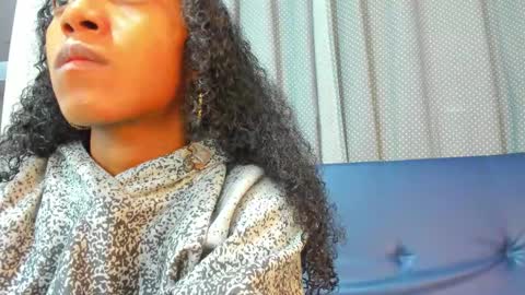 Snapshot of belen10 chatting on 09-16-25, 11:44 Belen online show from 09-16-25, 11:44