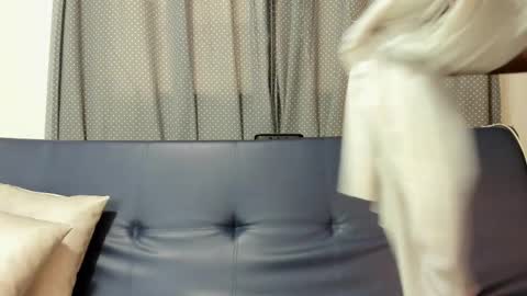 Snapshot of belen10 chatting on 09-24-25, 05:27 Belen online show from 09-24-25, 05:27