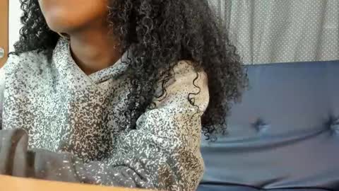 Snapshot of belen10 chatting on 09-26-25, 11:36 Belen online show from 09-26-25, 11:36