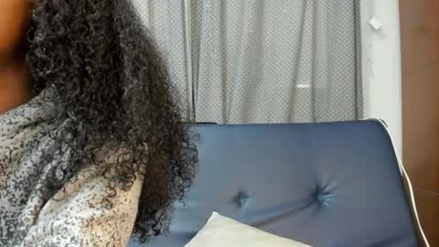 Snapshot of belen10 chatting on 09-28-25, 12:54 Belen online show from 09-28-25, 12:54