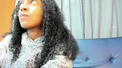 Snapshot of belen10 chatting on 10-04-25, 11:52 Belen online show from 10-04-25, 11:52