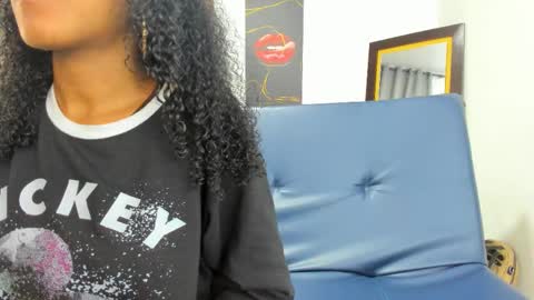 Snapshot of belen10 chatting on 10-10-25, 11:42 Belen online show from 10-10-25, 11:42