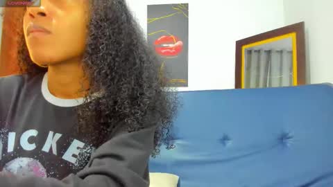 Snapshot of belen10 chatting on 10-16-25, 11:33 Belen online show from 10-16-25, 11:33