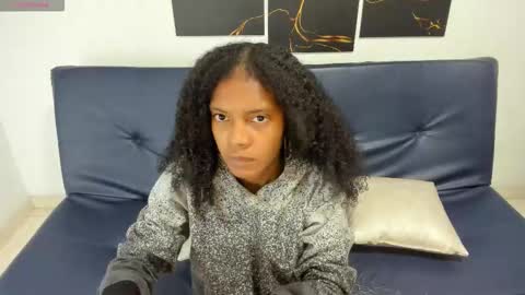 Snapshot of belen10 chatting on 11-16-25, 11:49 Belen online show from 11-16-25, 11:49