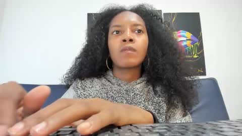 Snapshot of belen10 chatting on 12-04-25, 11:30 Belen online show from 12-04-25, 11:30