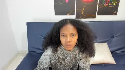 Snapshot of belen10 chatting on 12-17-25, 11:38 Belen online show from 12-17-25, 11:38