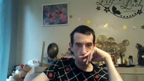 Snapshot of belgianboy33 chatting on 09-25-25, 07:01 Dreamcock online show from 09-25-25, 07:01