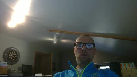 Snapshot of belgianordenary chatting on 12-20-24, 10:05 belgianordenary online show from 12-20-24, 10:05