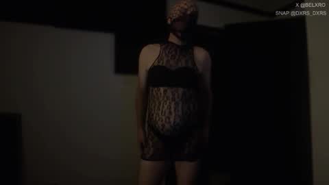 Snapshot of belindaxross chatting on 01-05-25, 01:58 Dee Belinda X online show from 01-05-25, 01:58
