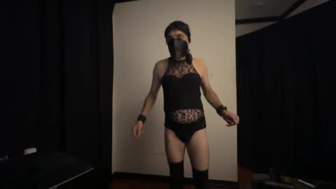 Snapshot of belindaxross chatting on 01-16-25, 05:12 Dee Belinda X online show from 01-16-25, 05:12